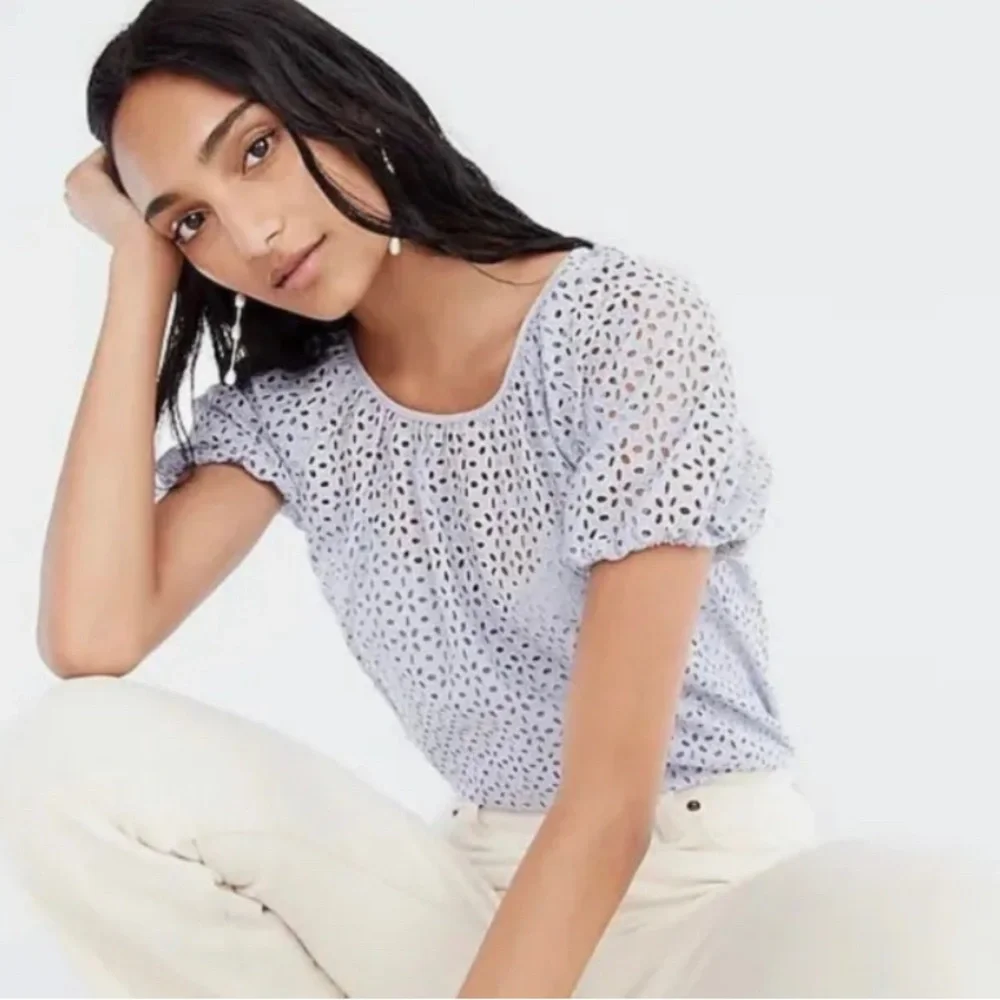 J. Crew NWT‎ V-Back Puff-Sleeve Eyelet Top
